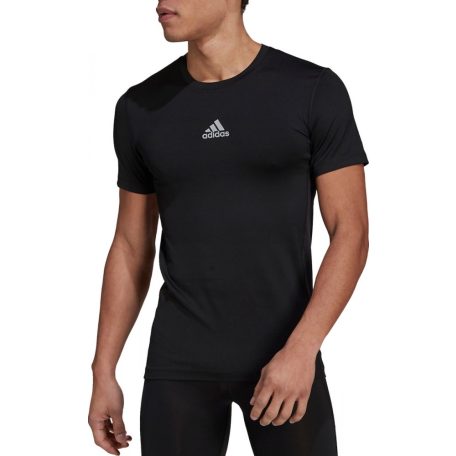 adidas Techfit Compression rövidujjú alápóló, M-es méret